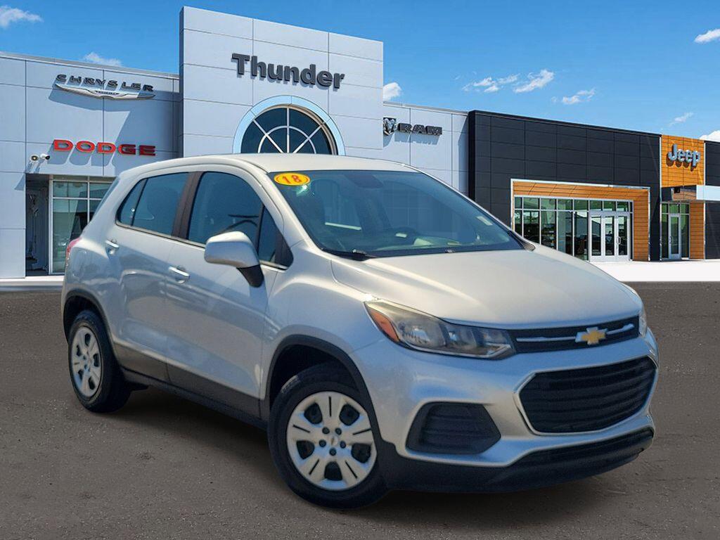 2018 Chevrolet Trax LS's photo