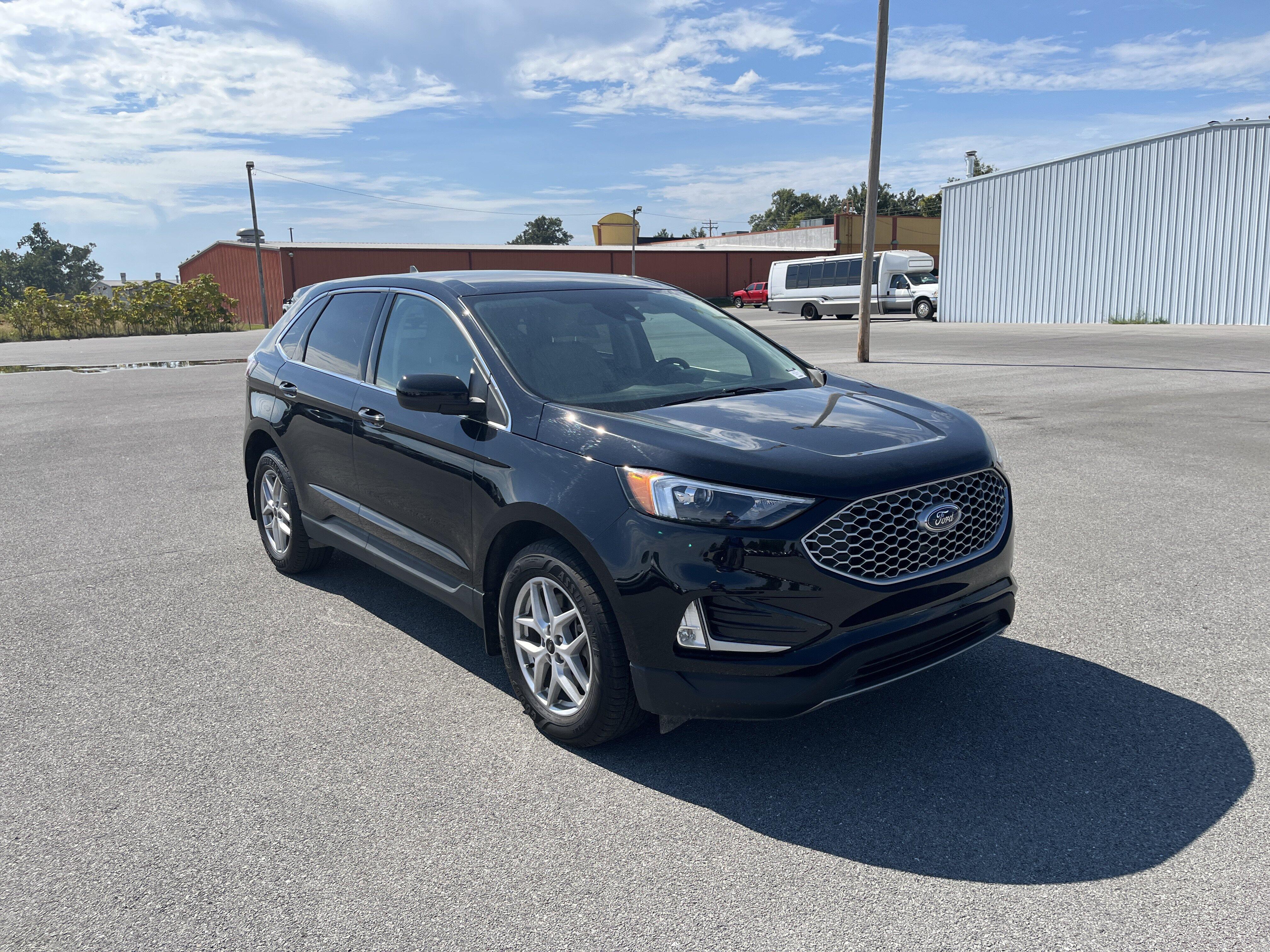 2023 Ford Edge