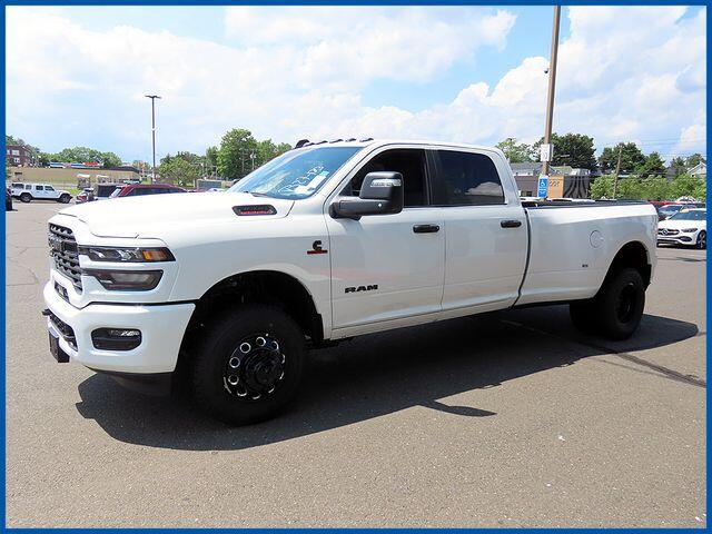 2026 RAM 3500 3500 Big Horn Crew Cab 4x4 8' Box