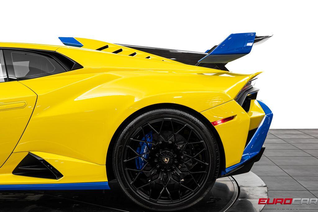 2022 Lamborghini Huracan STO *HUGE CARBON OPTIONS * FRONT LIFT*Image 19