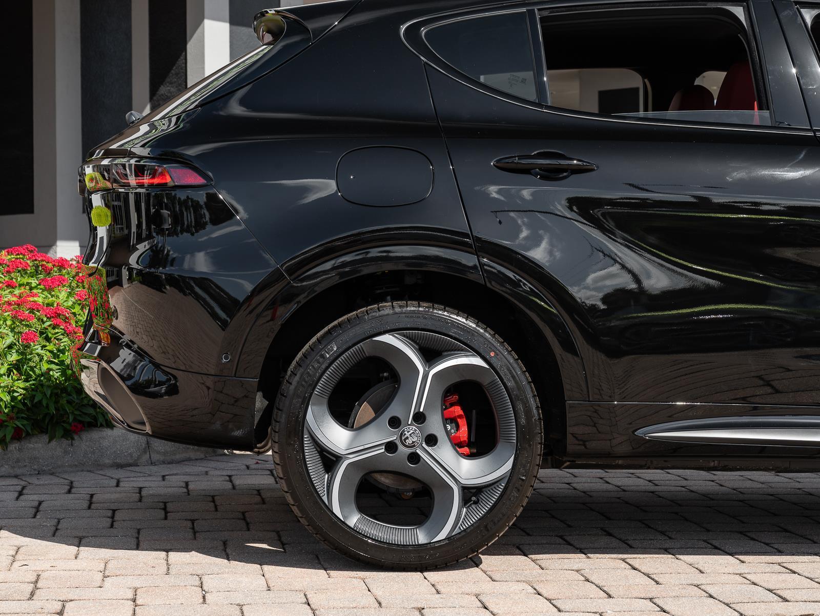 New 2026 Alfa Romeo Tonale Veloce Awd