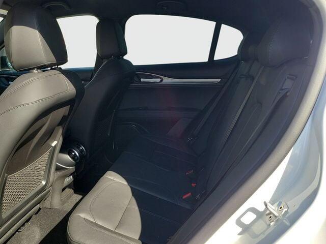 2025 Alfa Romeo Stelvio Base - Photo 7