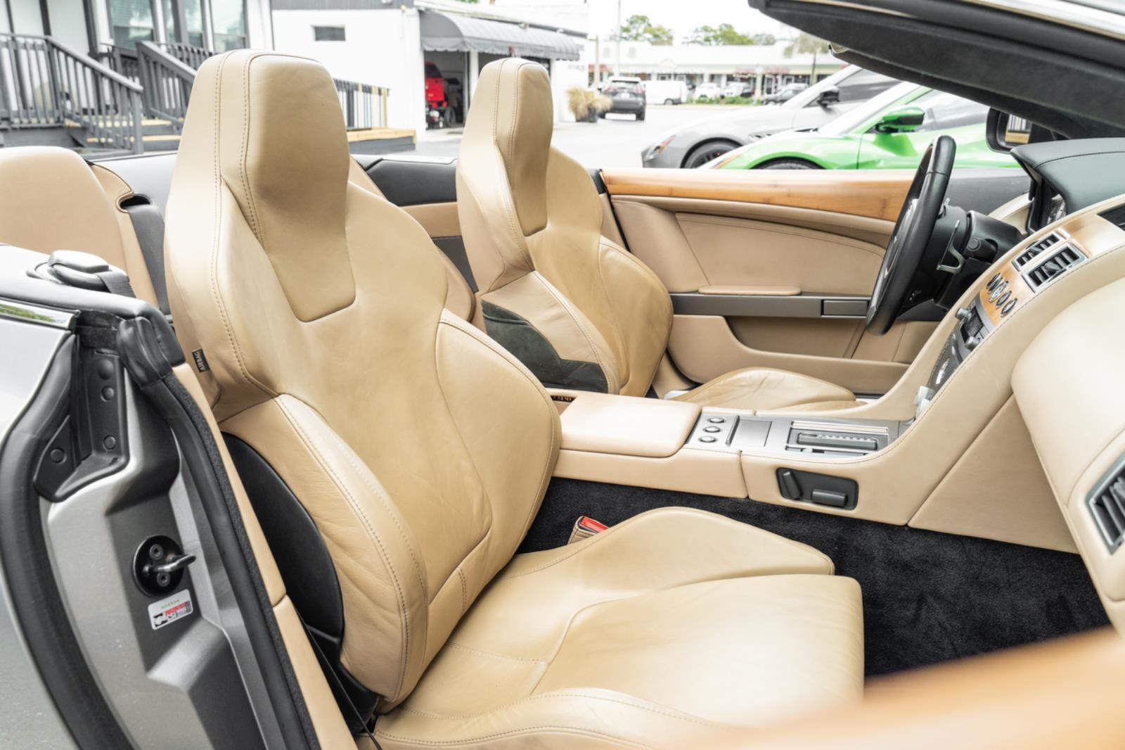 Used 2006 Aston Martin DB9 2dr Volante Auto