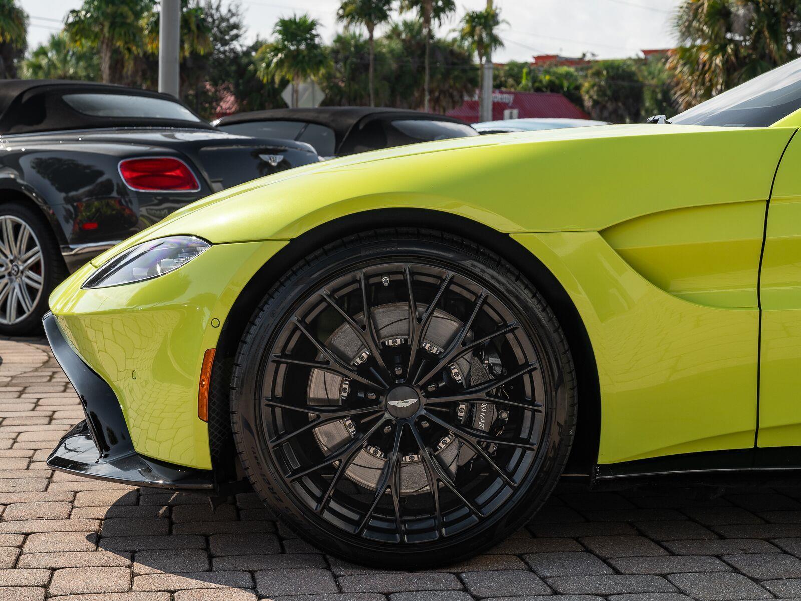 Used 2023 Aston Martin Vantage 