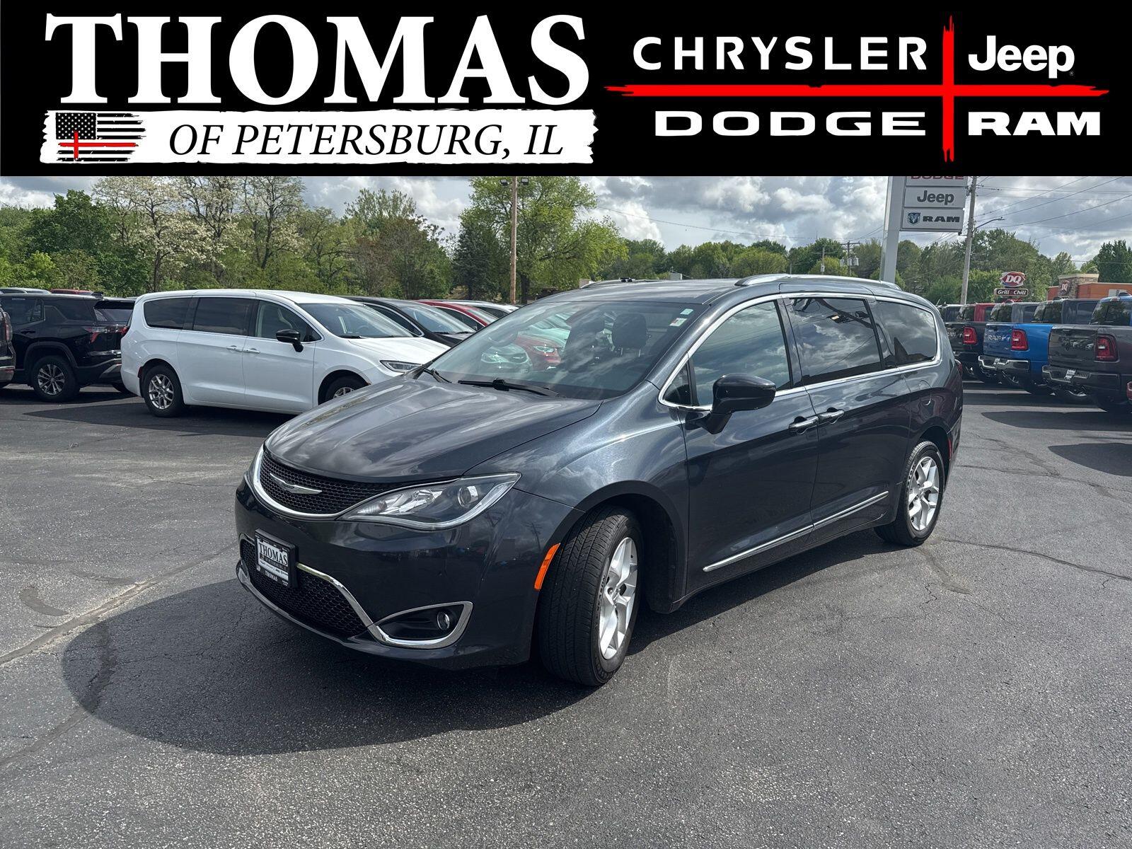 Used 2020 Chrysler Pacifica Touring L with VIN 2C4RC1BG8LR141343 for sale in Petersburg, IL