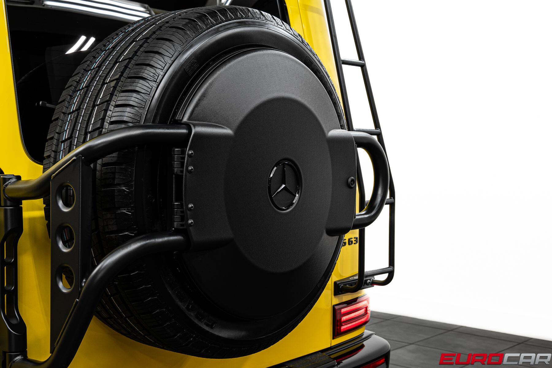 2025 Mercedes-Benz G-Class G 63 *CHERRY WOOD LUGGAGE COMPARTMENT*Image 21