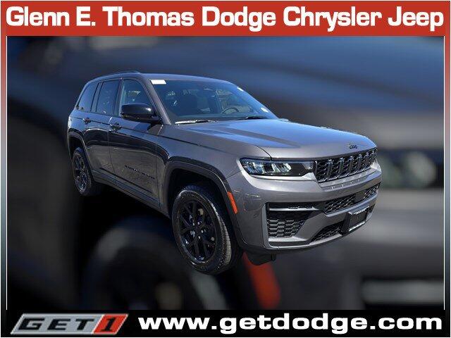 2026 Jeep Grand Cherokee Grand Cherokee Laredo Altitude 4x2