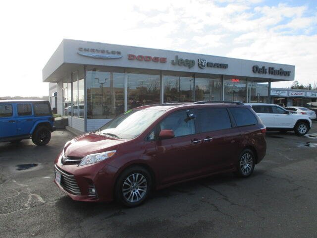 Used 2019 Toyota Sienna XLE with VIN 5TDYZ3DC3KS990690 for sale in Oak Harbor, WA