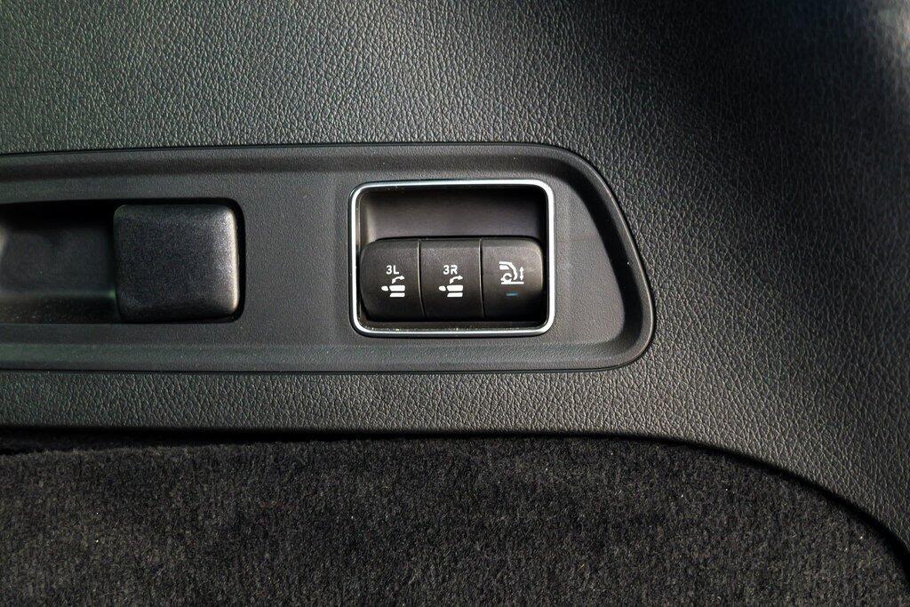 2025 Mercedes-Benz GLS Base - Photo 63