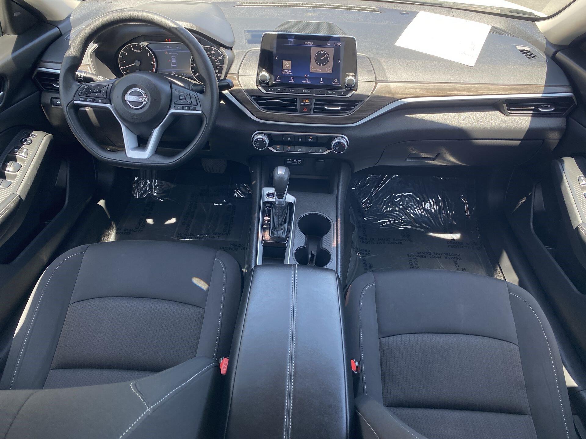 2025 Nissan Altima SV - Photo 20