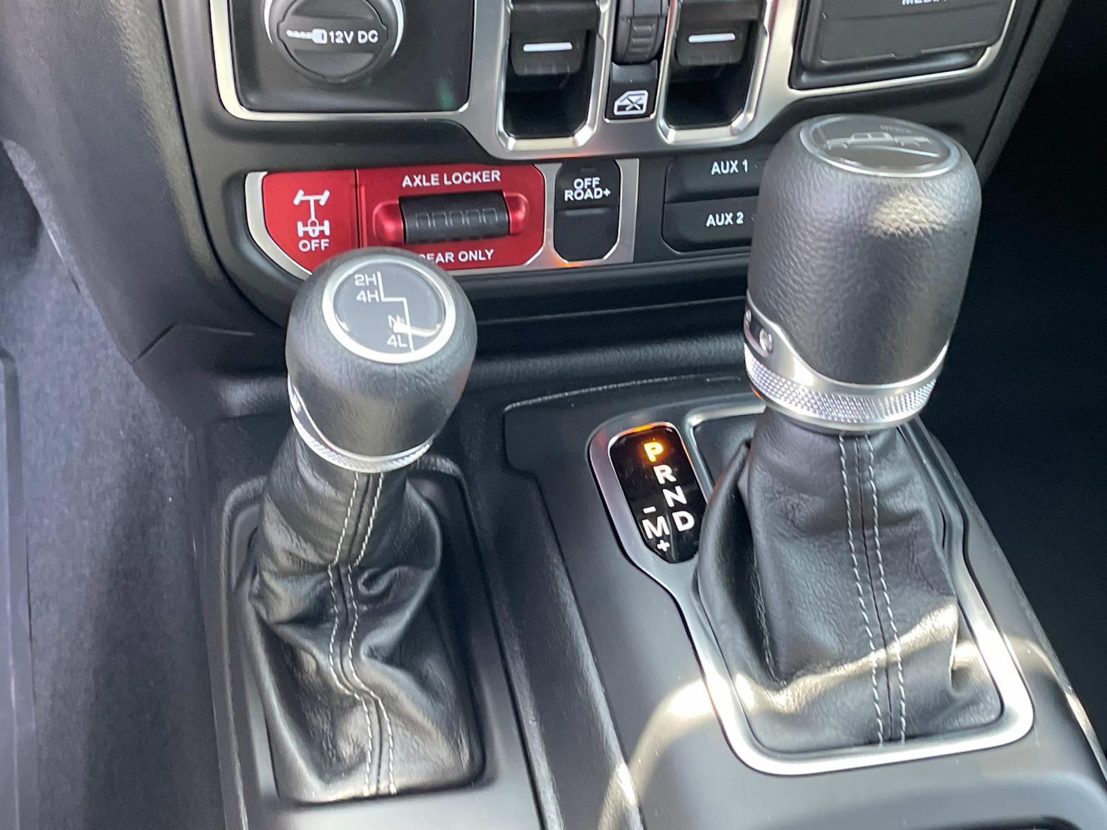 2025 Jeep Gladiator Willys - Photo 13
