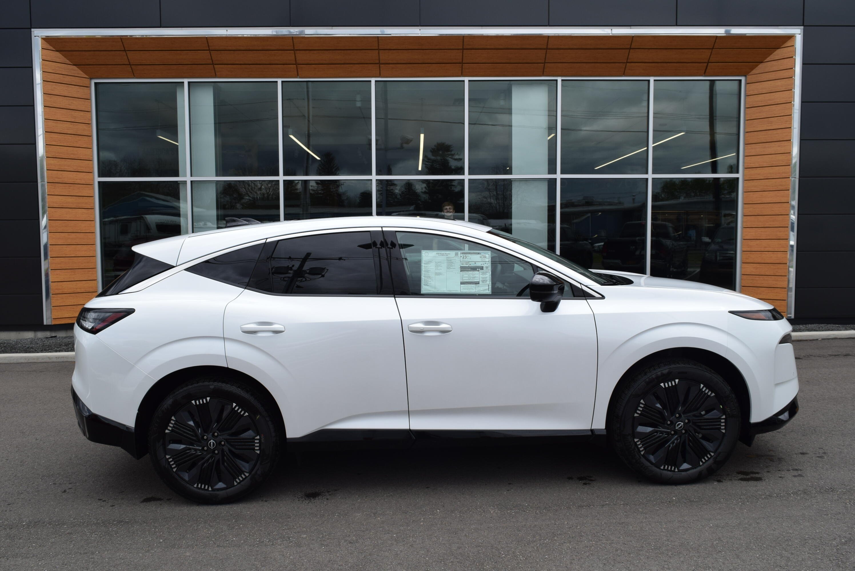 2026 Nissan Murano Platinum AWD's photo