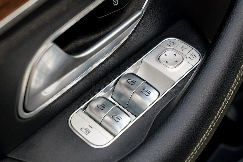 2025 Mercedes-Benz GLS Base - Photo 18