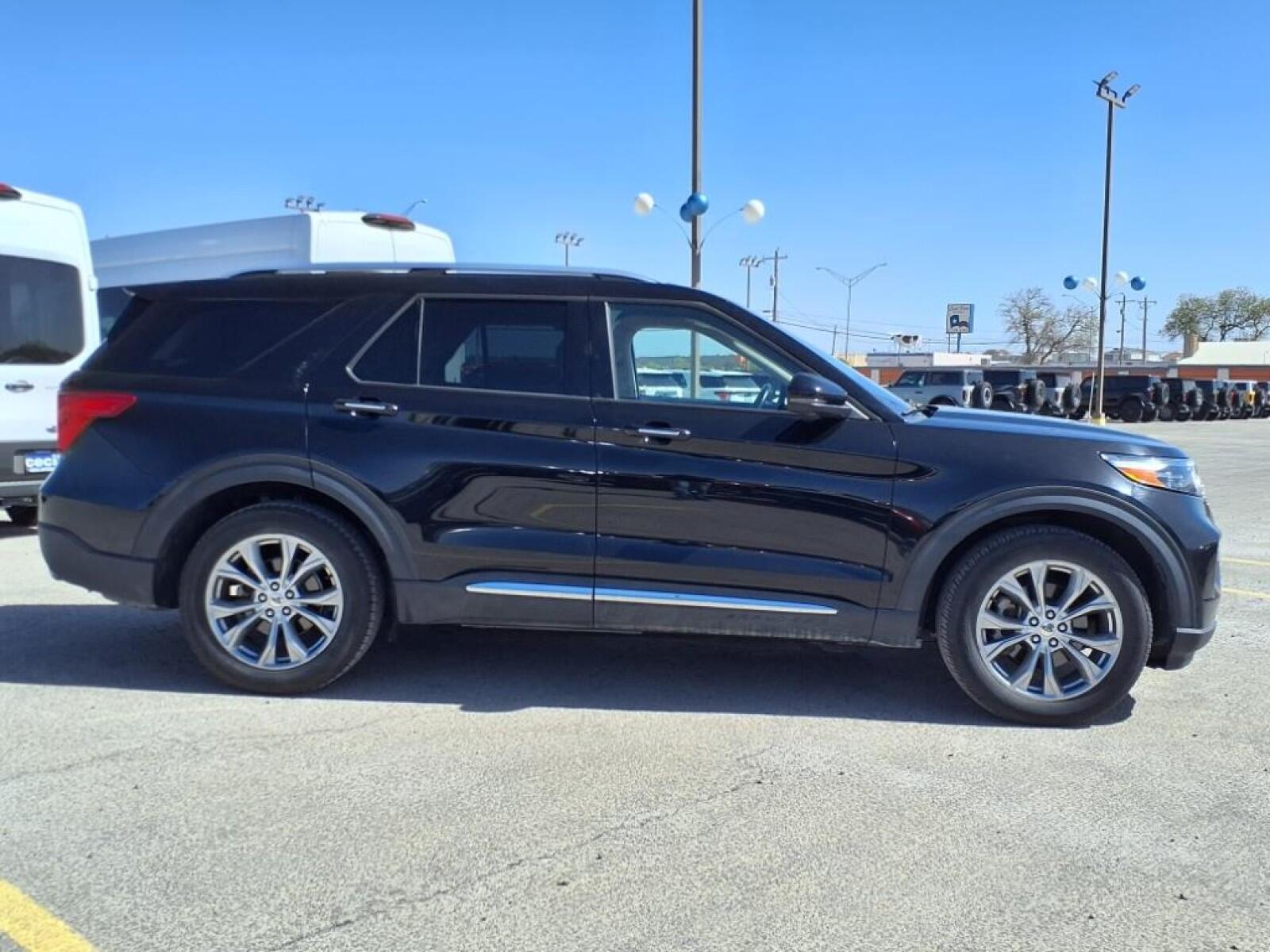 Used 2022 Ford Explorer Limited with VIN 1FMSK7FHXNGA62847 for sale in Uvalde, TX