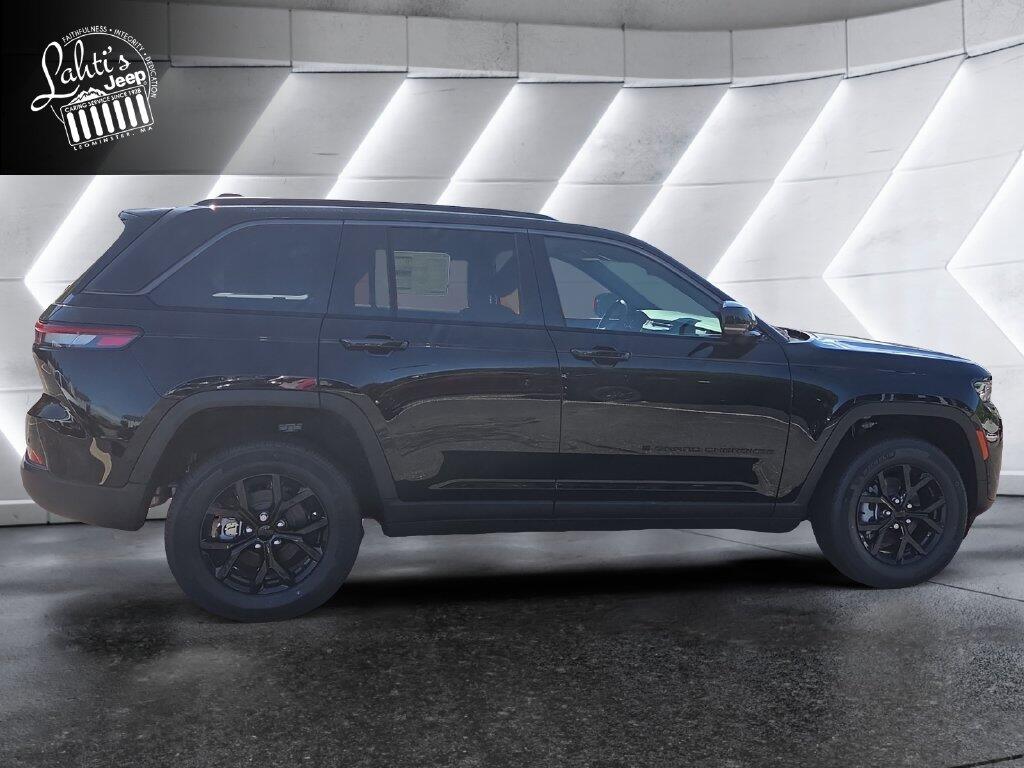 2026 Jeep Grand Cherokee Laredo - Photo 6