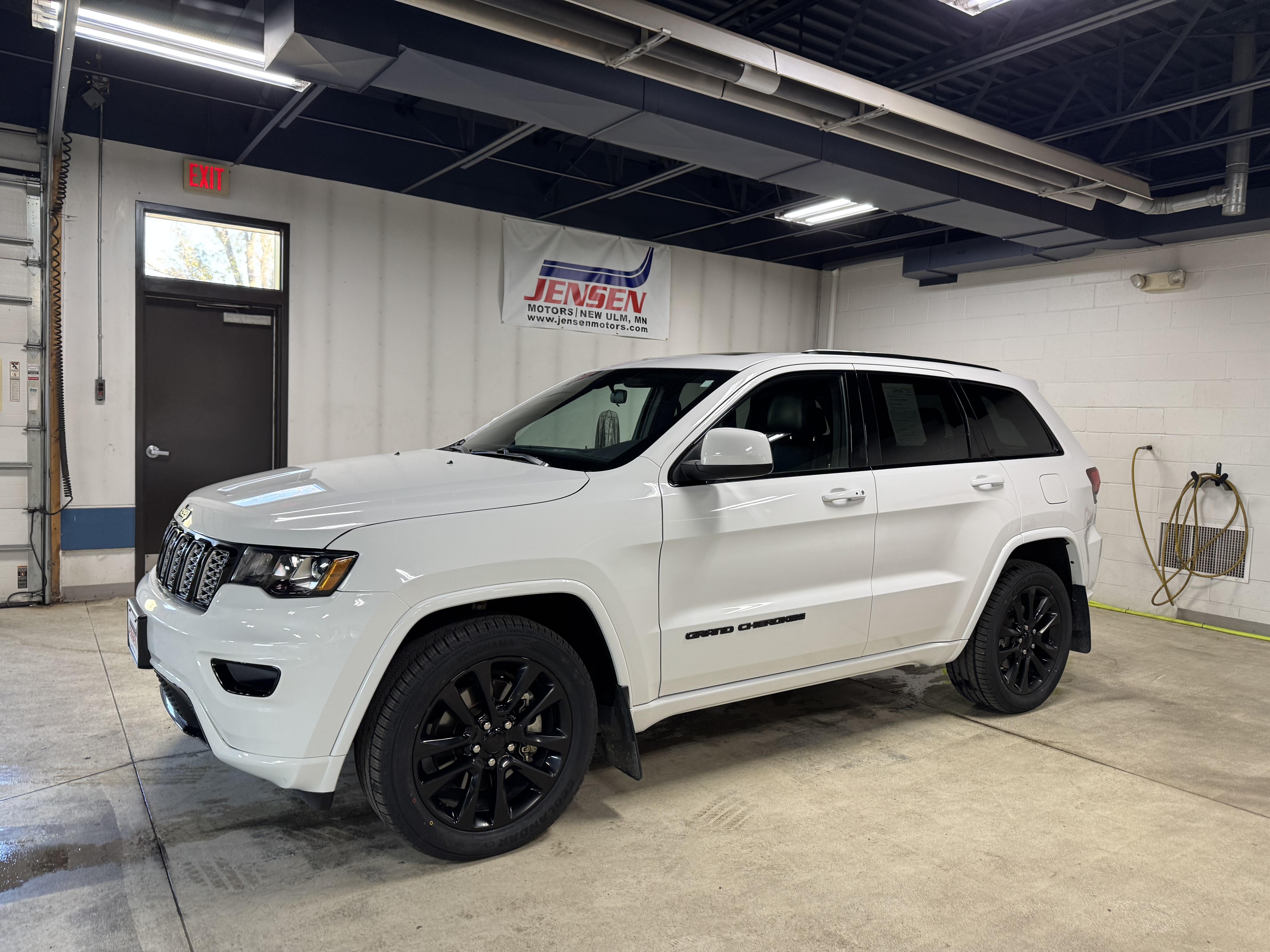 2021 Jeep Grand Cherokee Laredo X 4x4