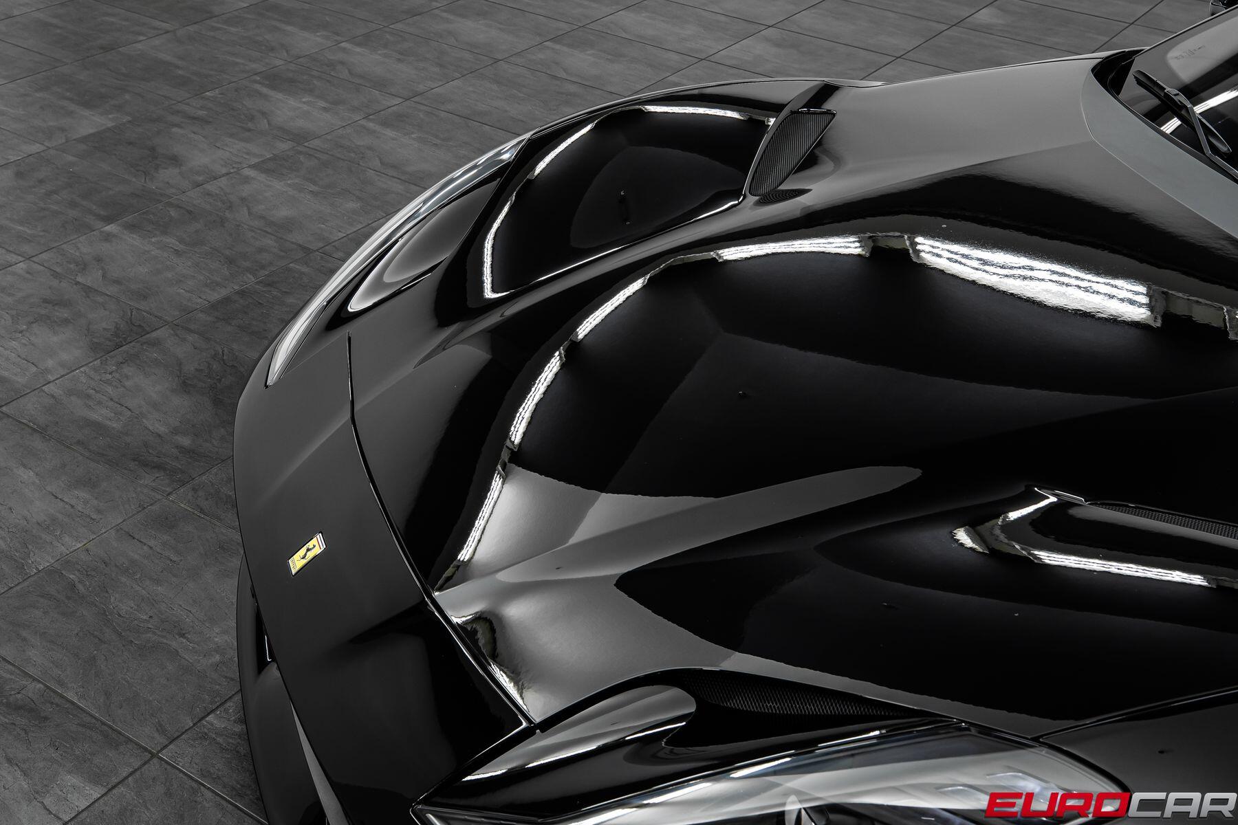 2019 Ferrari 812 Superfast *HUGE CARBON INTERIOR OPTIONS * FRONT LIFT*Image 9