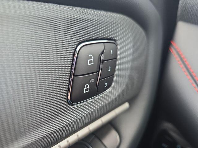 2026 Ford Explorer ST - Photo 21
