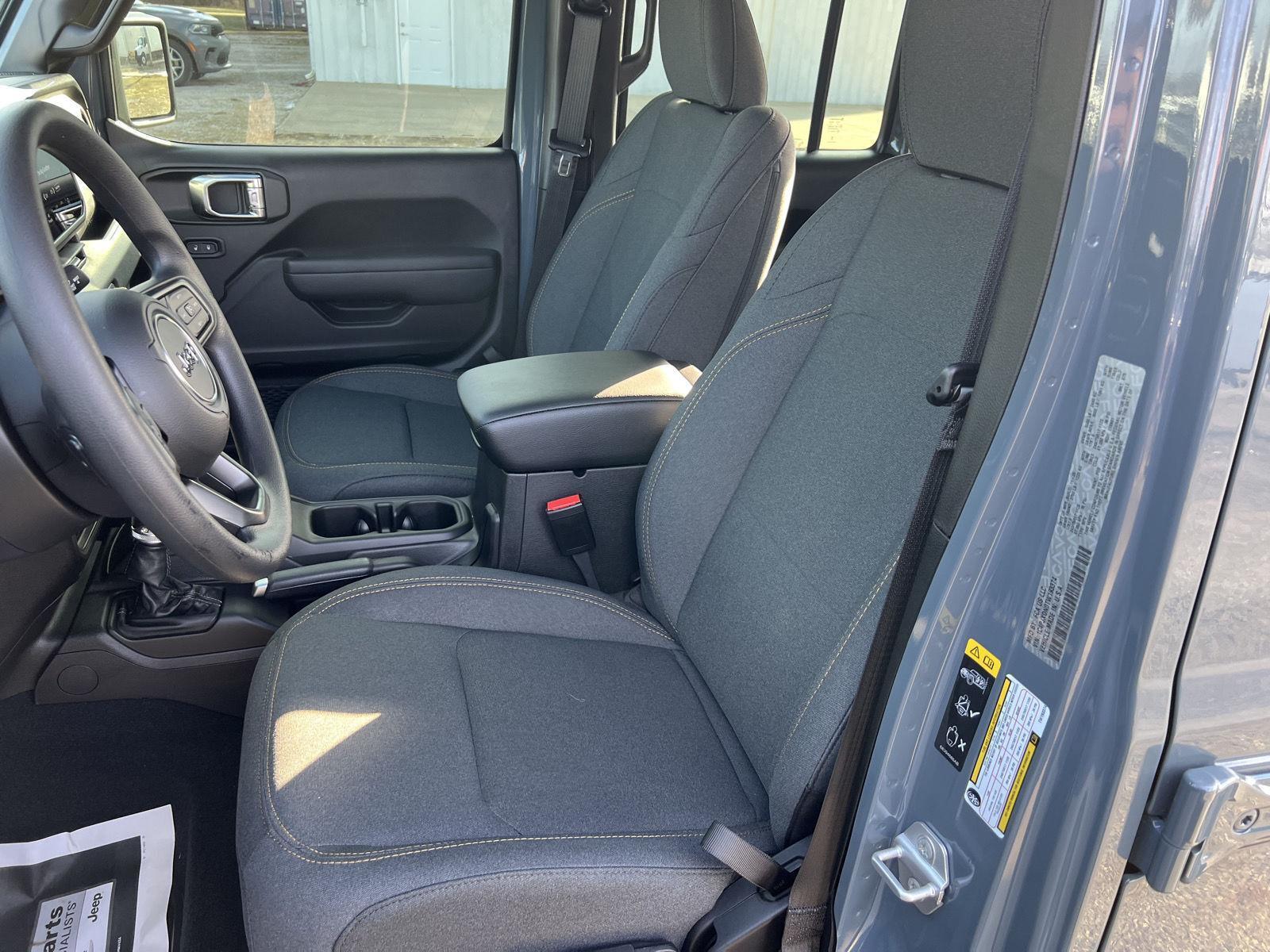 2026 Jeep Wrangler 4-Door Sport - Photo 12