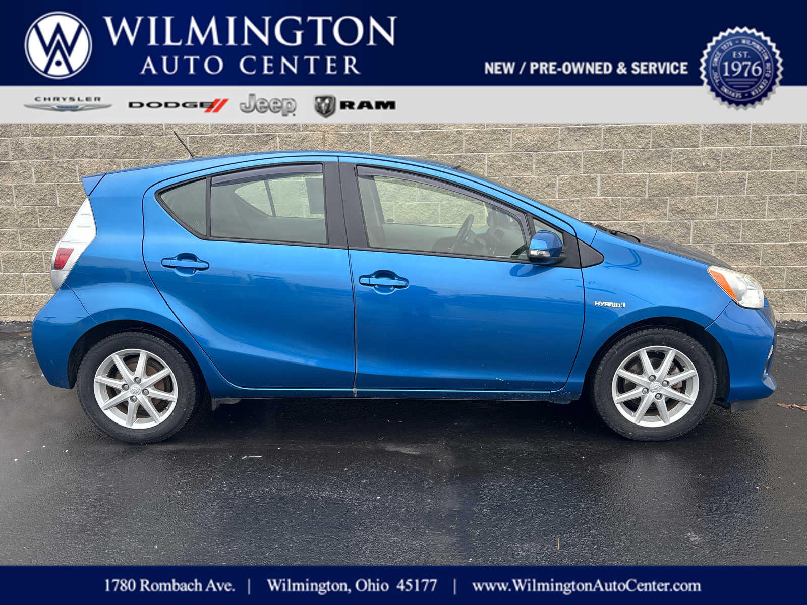 2013 Toyota Prius c Four's photo