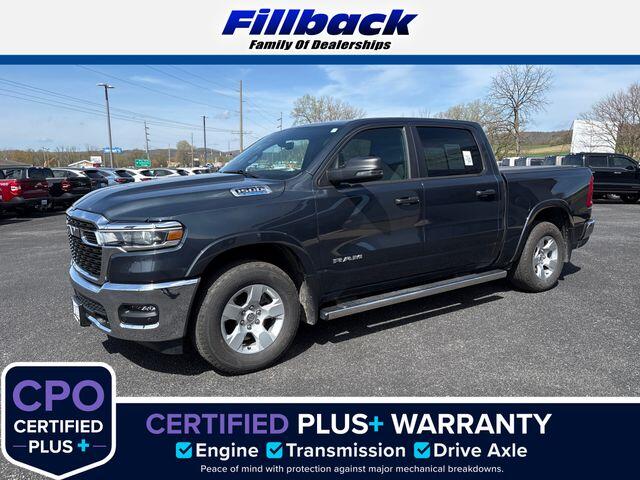 2025 RAM 1500 Big Horn/Lone Star 4x4 Crew Cab 5'7's photo