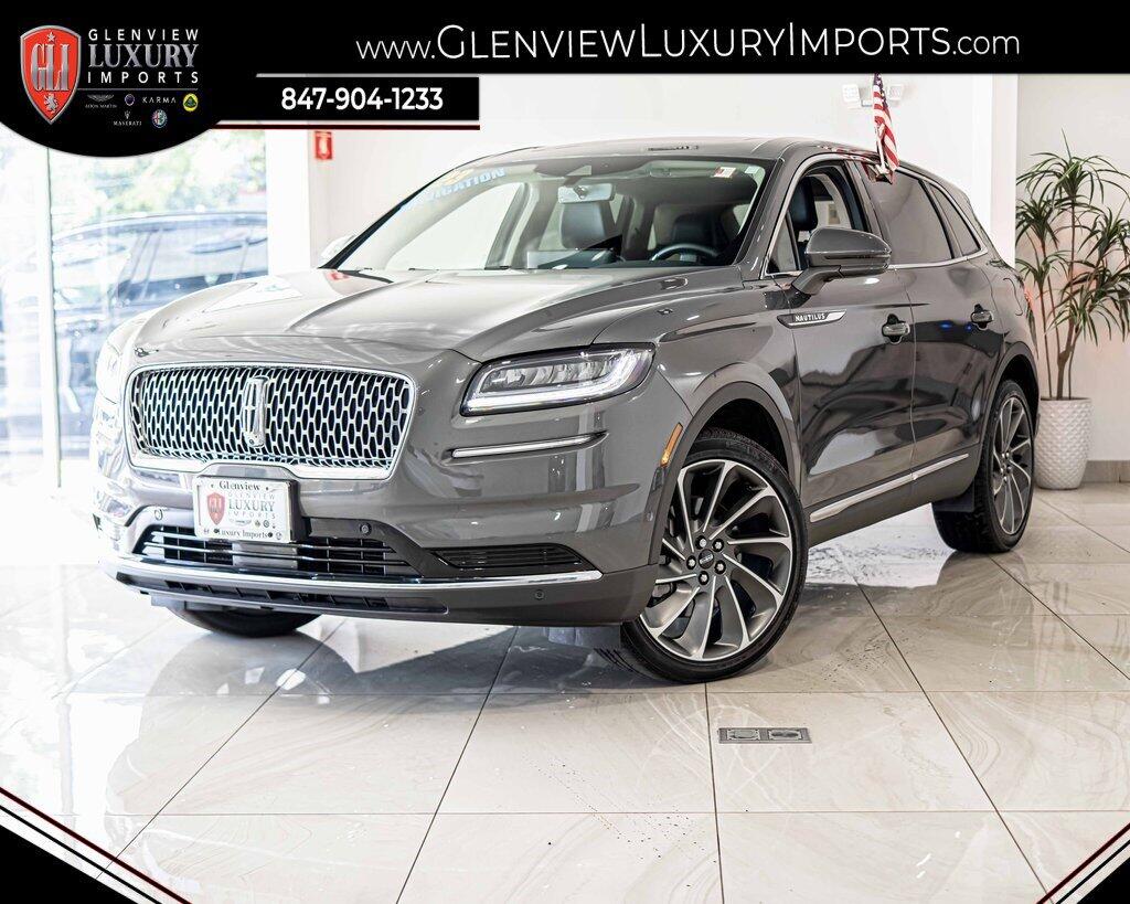 Used 2023 Lincoln Nautilus Reserve with VIN 2LMPJ8K90PBL20692 for sale in Glenview, IL