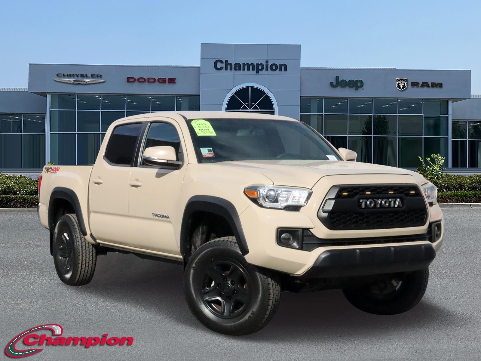 Used 2017 Toyota Tacoma TRD Off Road with VIN 3TMCZ5AN3HM113069 for sale in Downey, CA