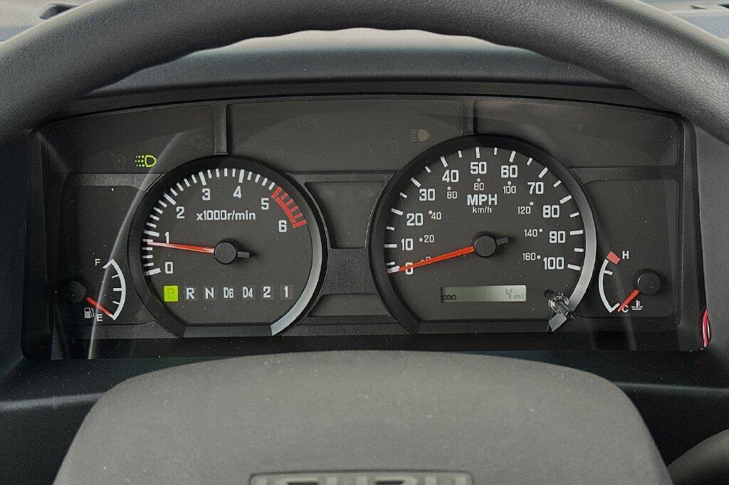 2024 Isuzu NPR HD - Photo 18