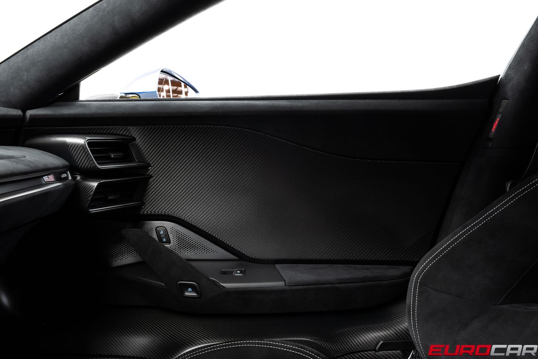 2020 Ford GT *ONLY 213 MILES * CARBON EXTERIOR PACK*Image 40