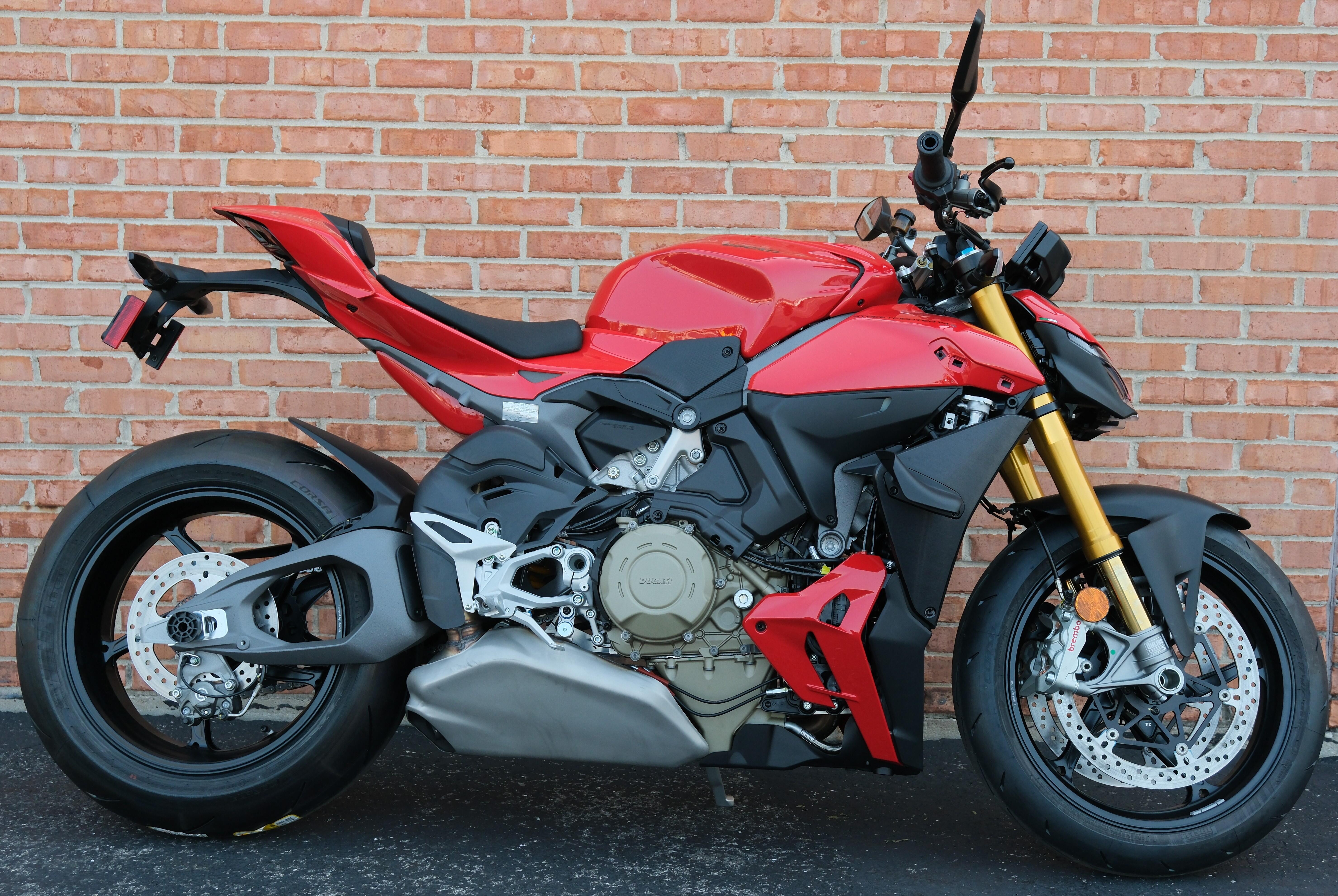 2025 Ducati Streetfighter V4 S