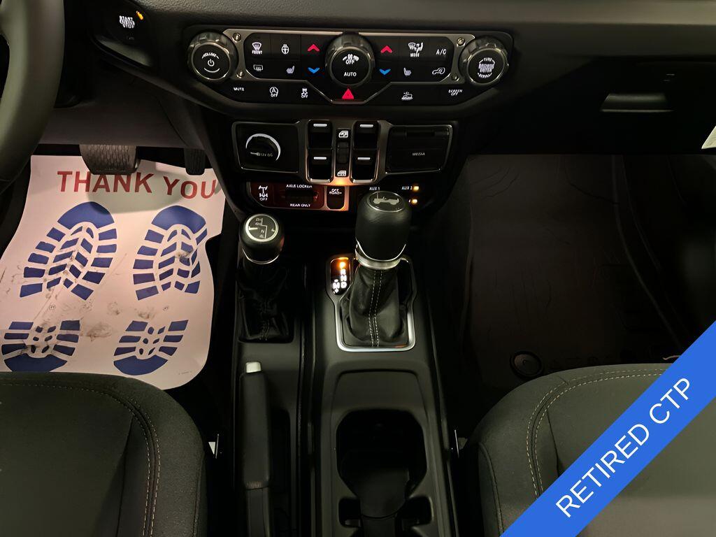 2026 Jeep Wrangler 4-Door Willys - Photo 9
