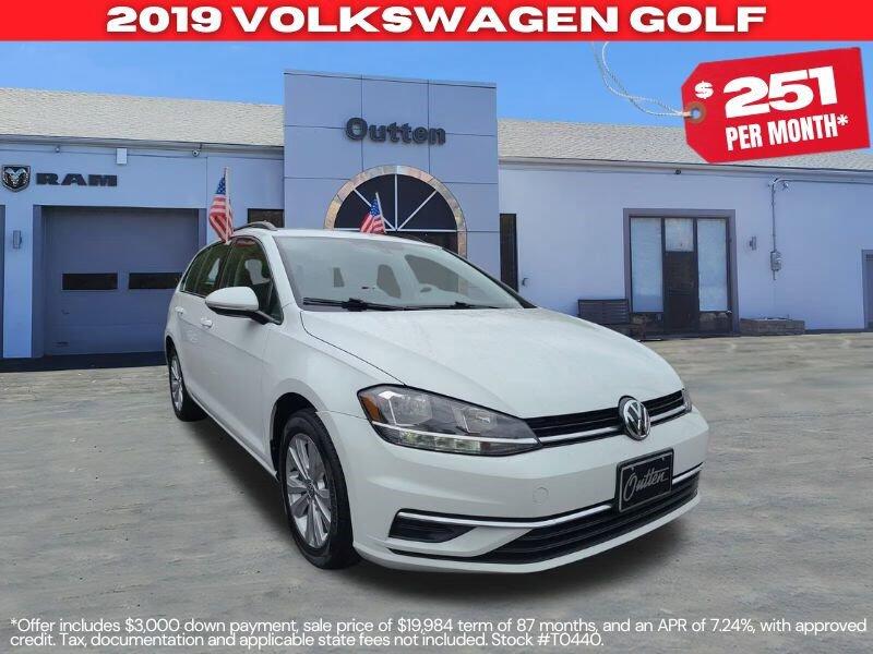 Used 2019 Volkswagen Golf SportWagen S with VIN 3VW117AU8KM509472 for sale in Tamaqua, PA