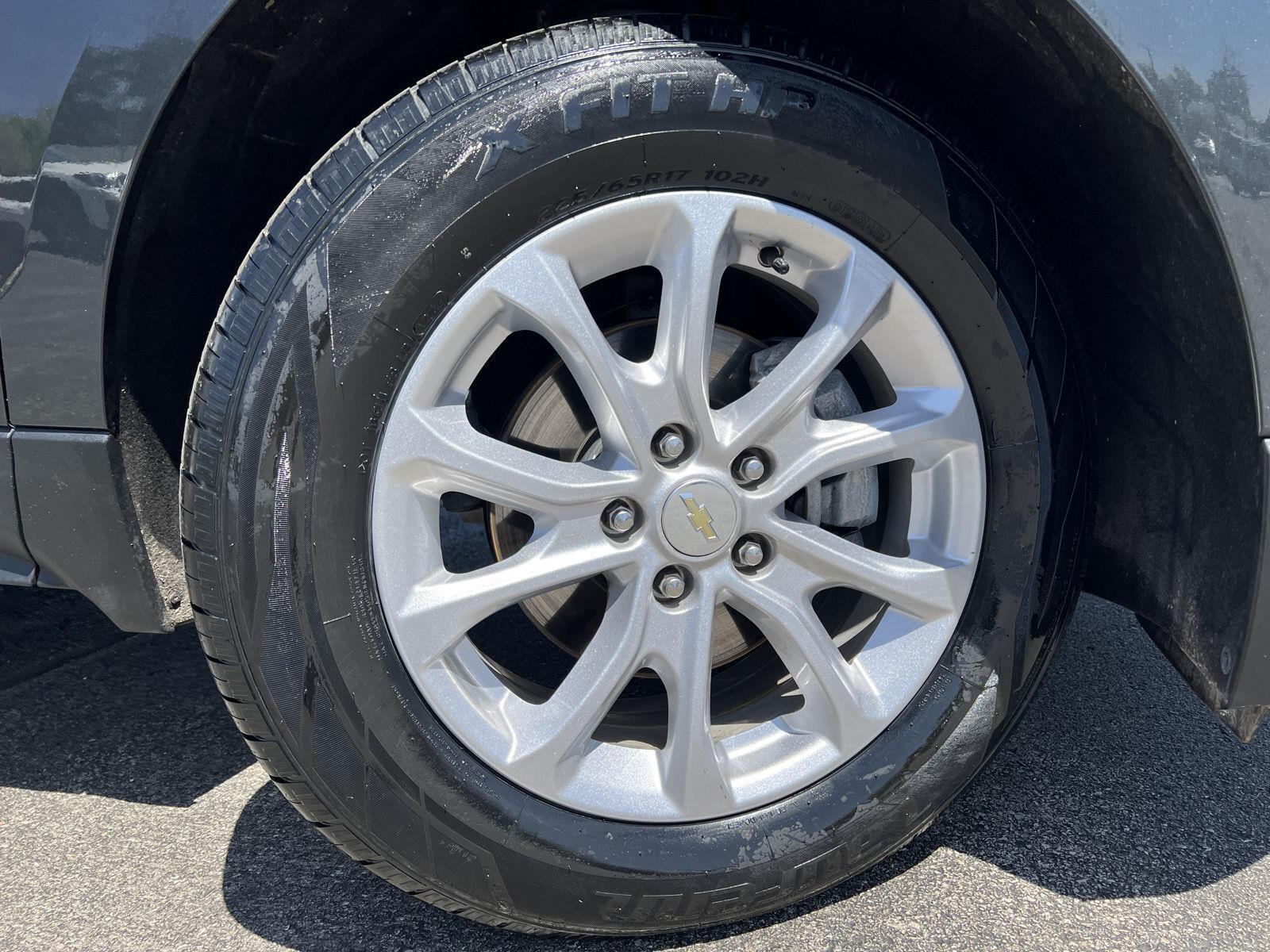 Used 2019 Chevrolet Equinox LT with VIN 3GNAXKEV4KL115214 for sale in Morris, IL