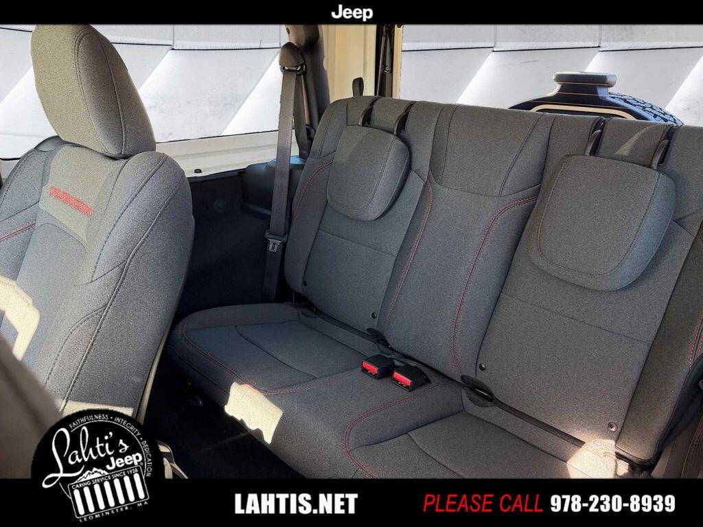 2026 Jeep Wrangler 2-Door Rubicon - Photo 11