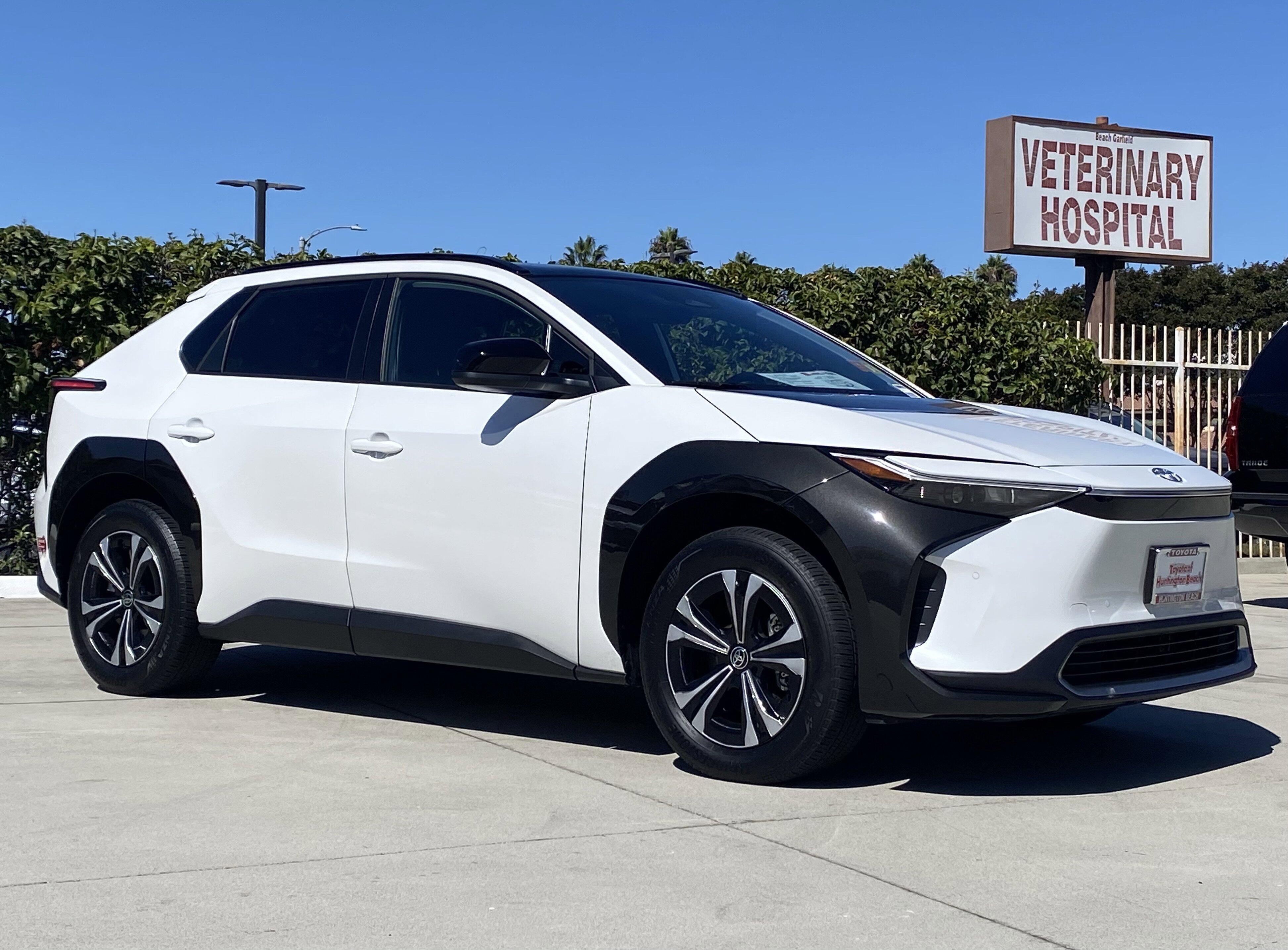 Used 2024 Toyota bZ4X XLE with VIN JTMAAAAA7RA043109 for sale in Huntington Beach, CA