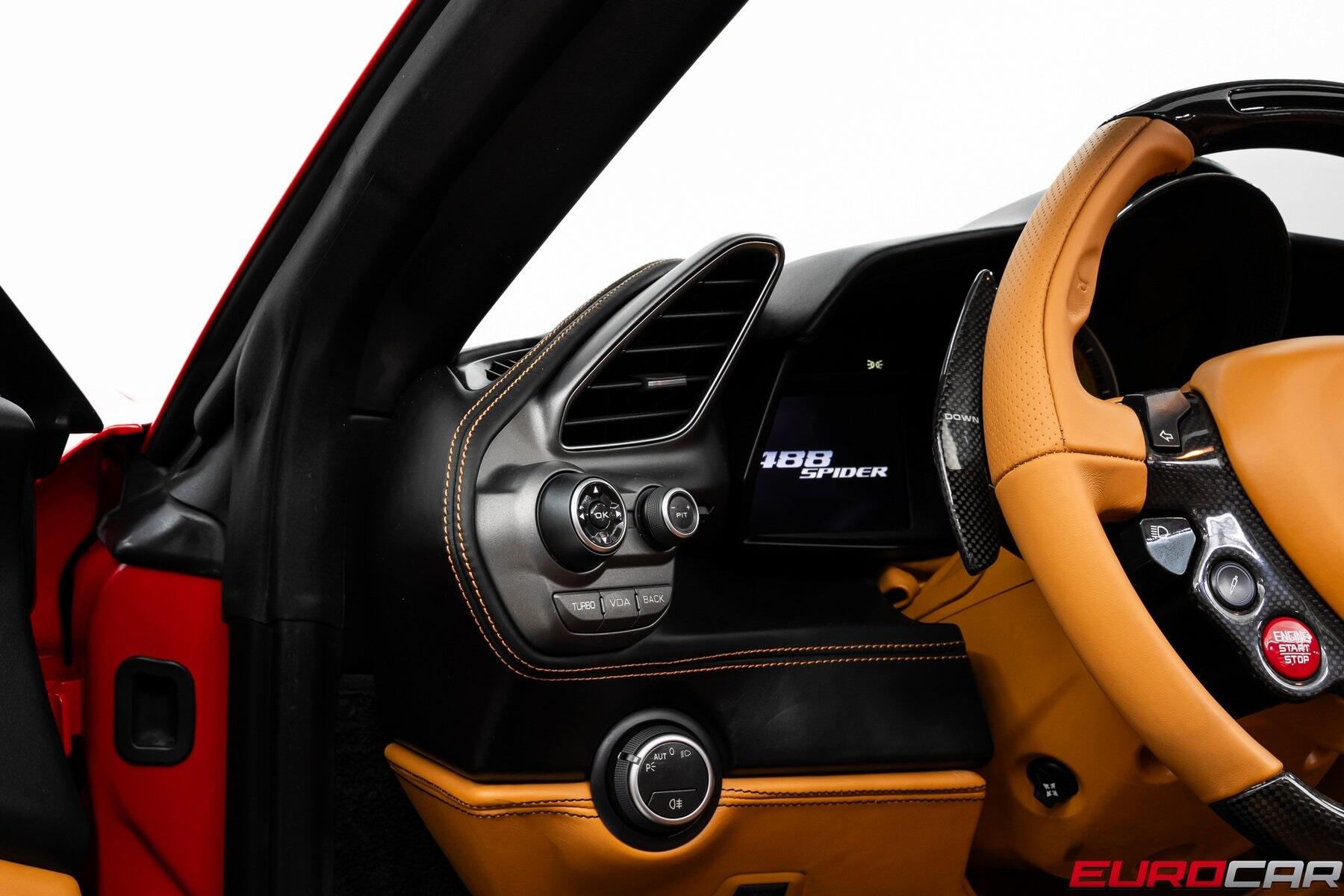 2017 Ferrari 488 Spider *CARBON INTERIOR * IMMACULATE CONDITION*Image 29