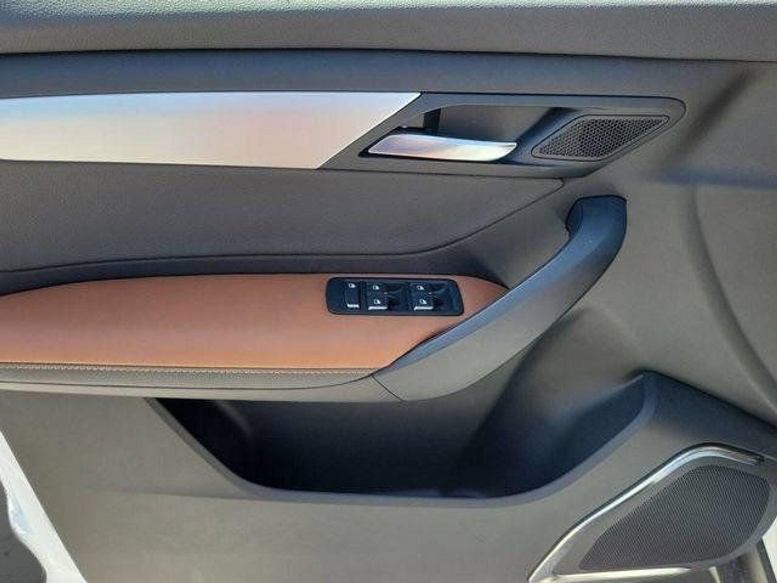 2025 VinFast VF 8 Plus - Photo 15
