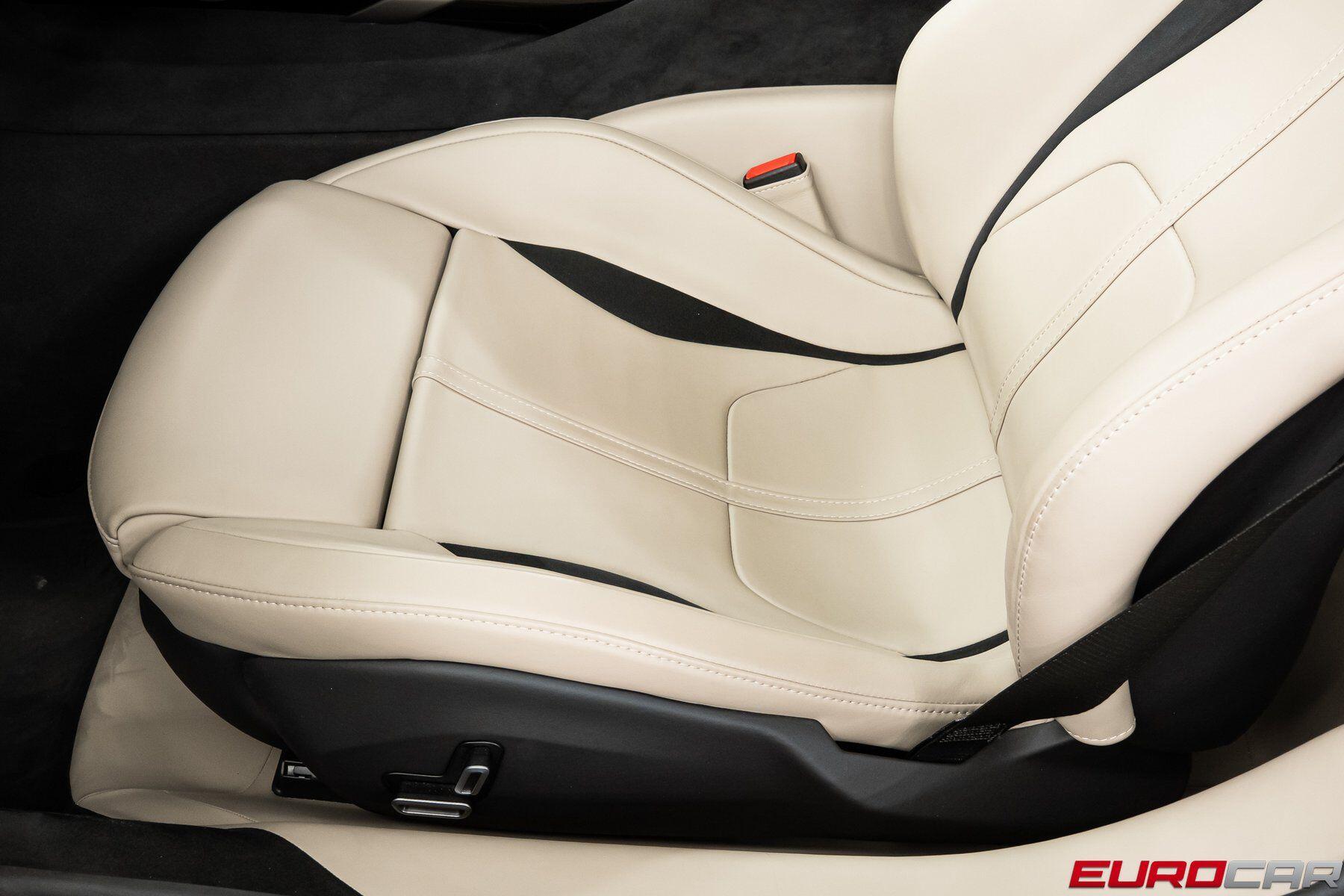 2025 Ferrari 12Cilindri *HUGE CARBON OPTIONS * PANORAMIC ROOF*Image 42