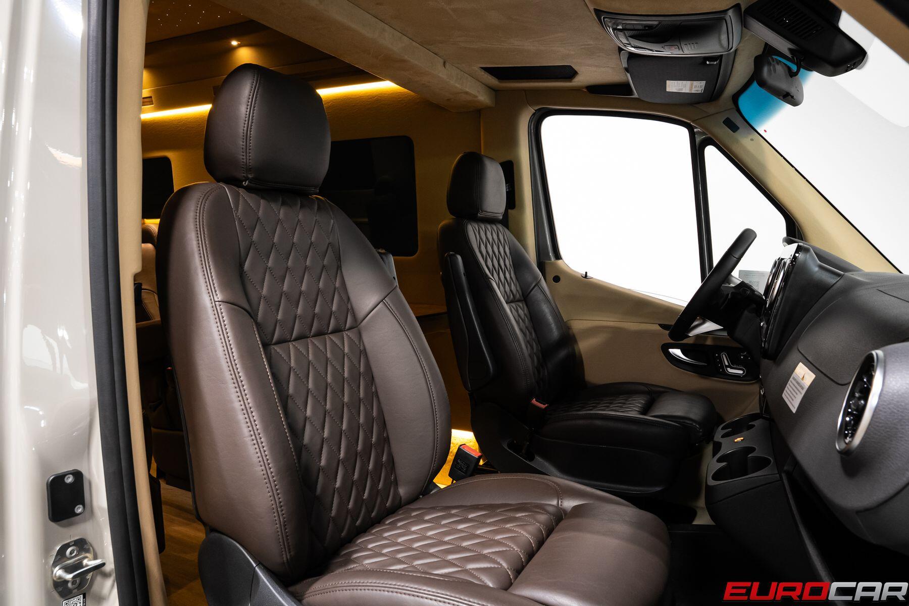 2025 Mercedes-Benz Sprinter 3500 Cargo 170 WB High Roof *KITCHENETTE*Image 31