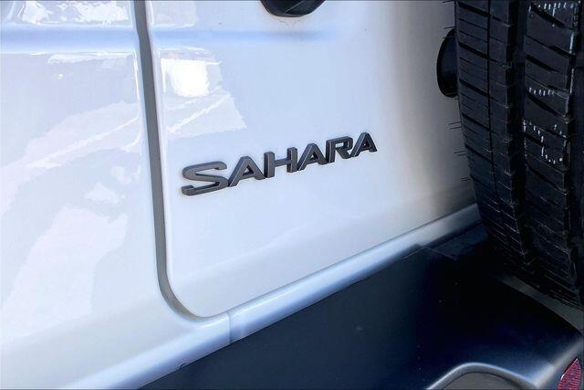 2025 Jeep Wrangler 4-Door Sahara - Photo 12