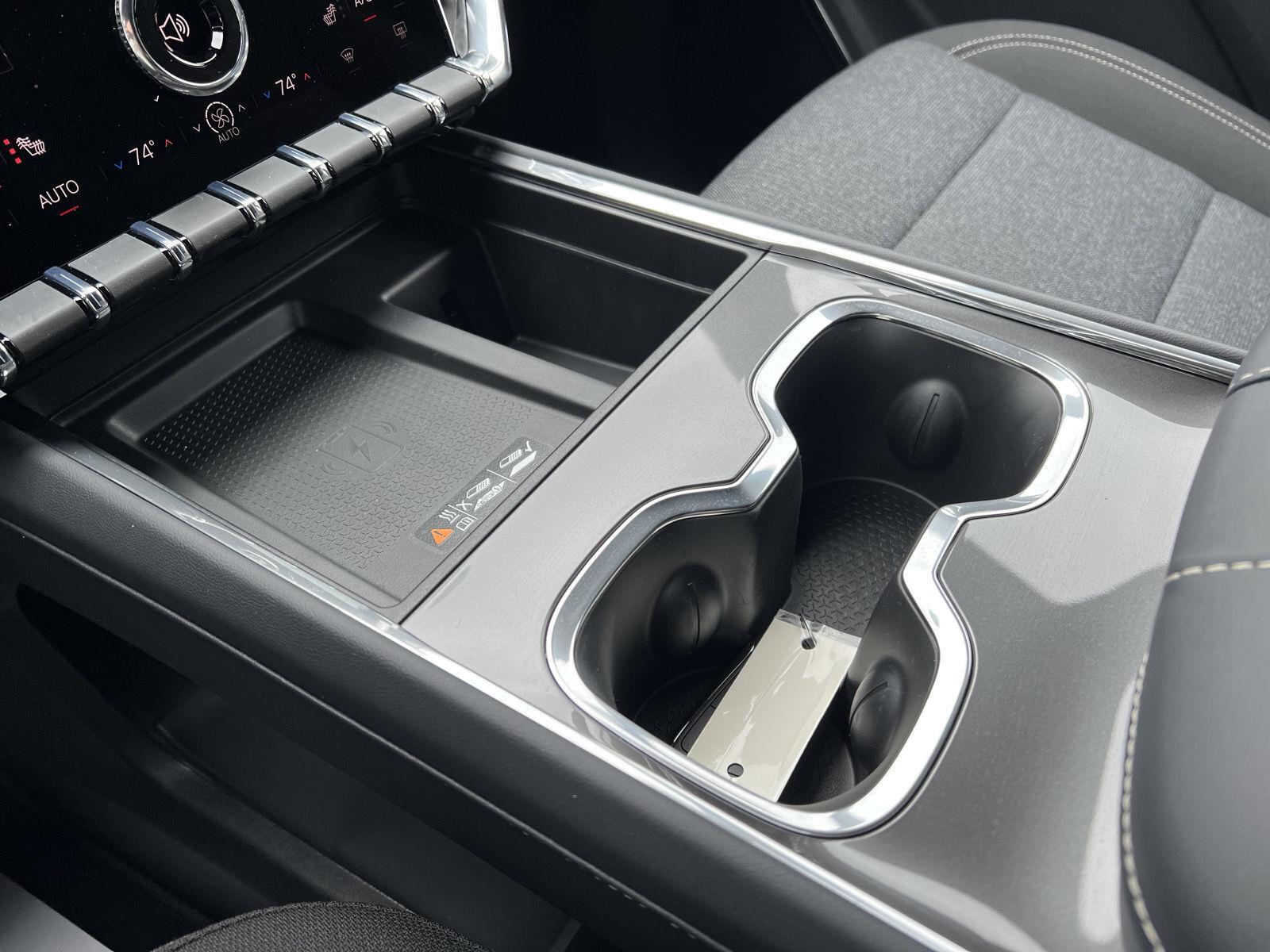 2027 GMC Acadia Elevation - Photo 38