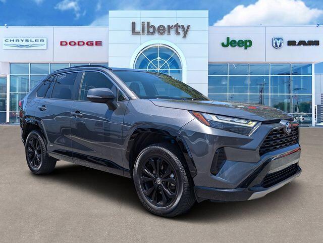 2022 Toyota RAV4 Hybrid SE