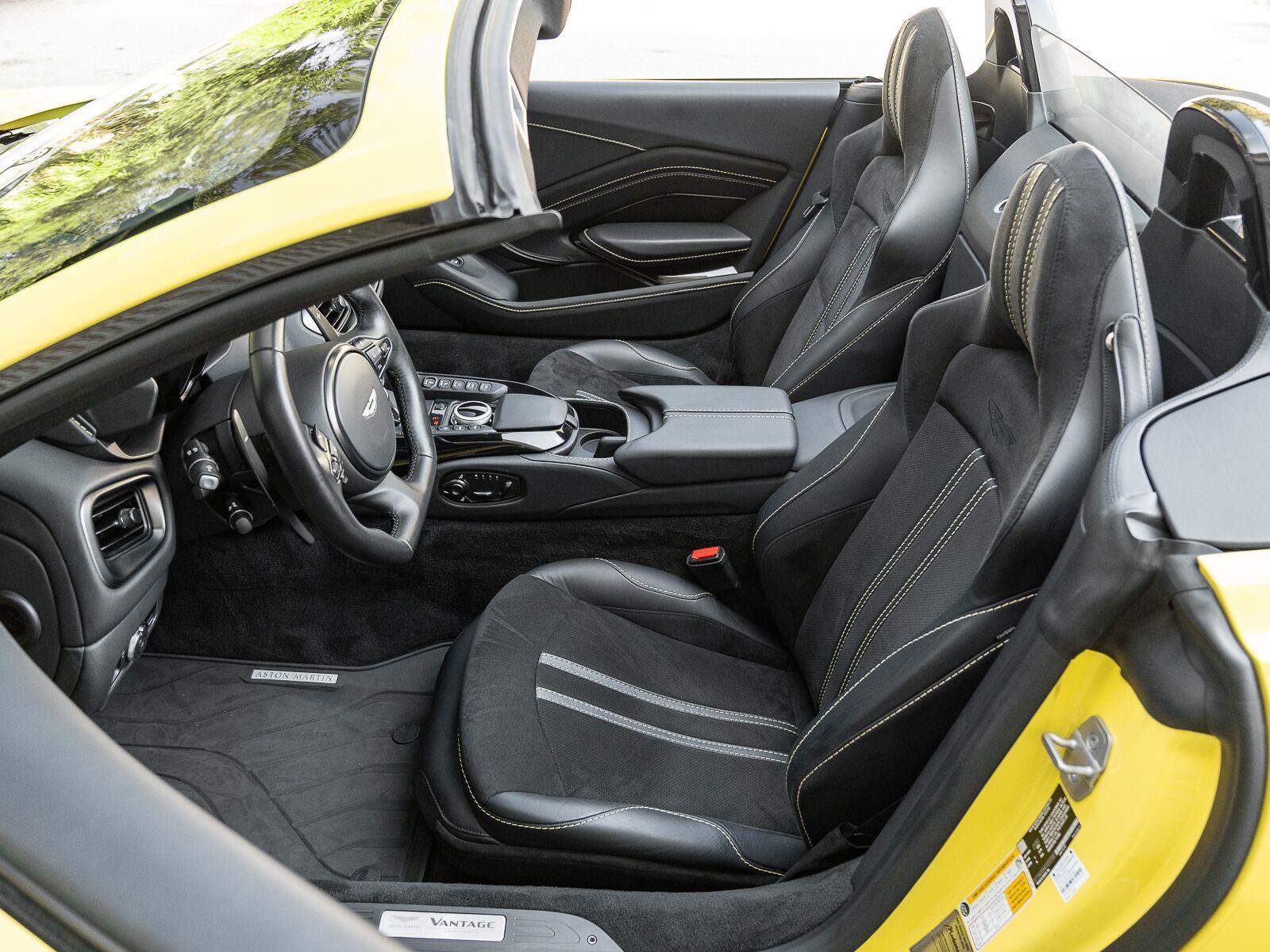 Used 2023 Aston Martin Vantage 