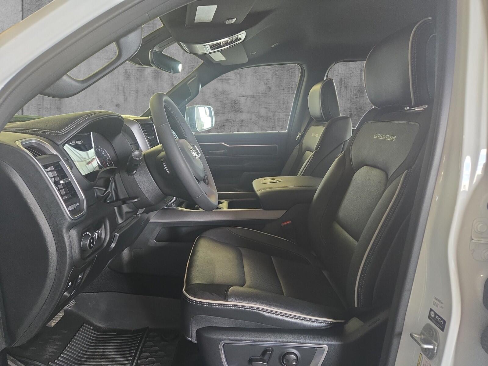 2026 RAM 1500 Laramie - Photo 9