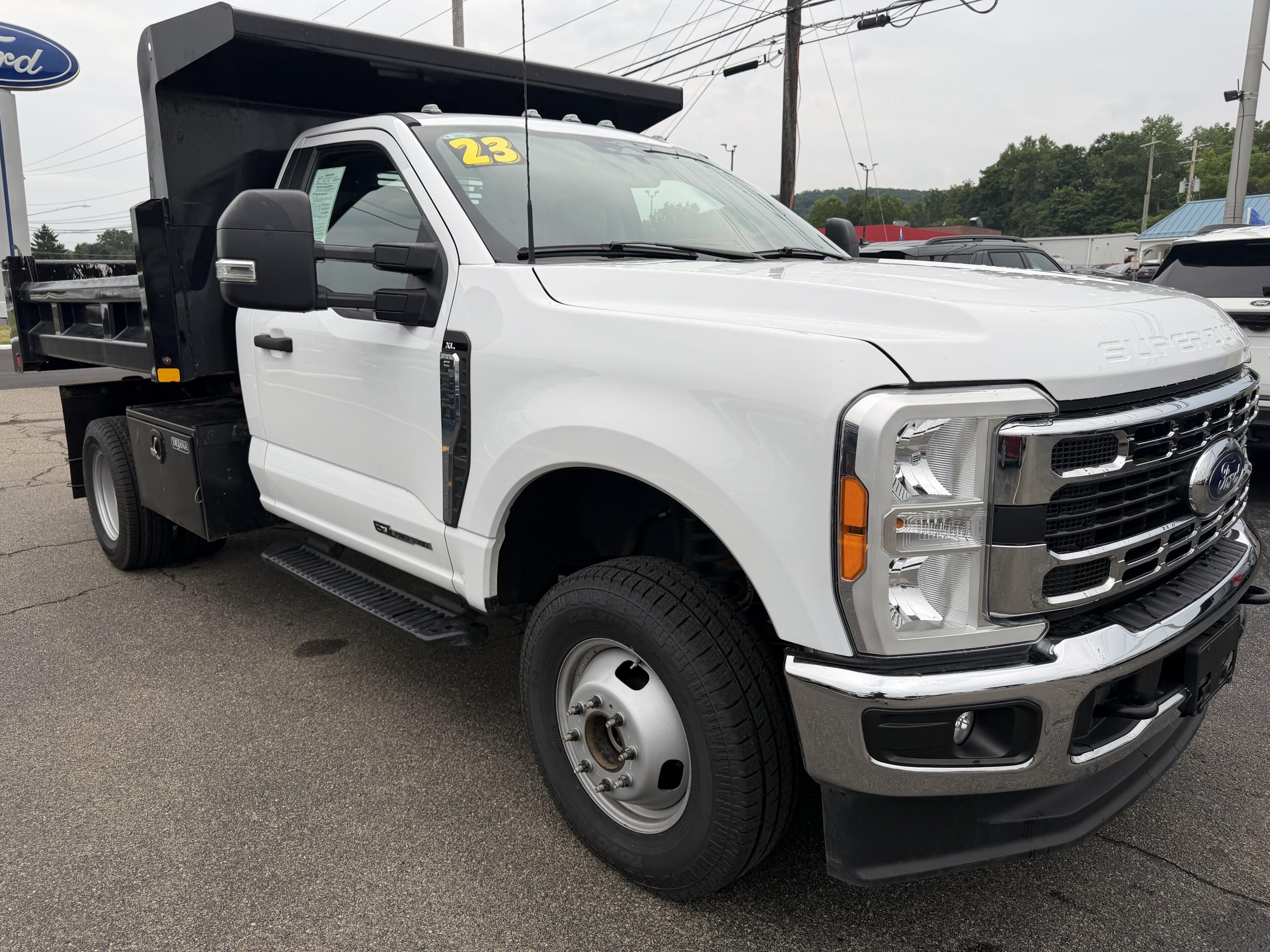 2023 Ford F-350SD Xl