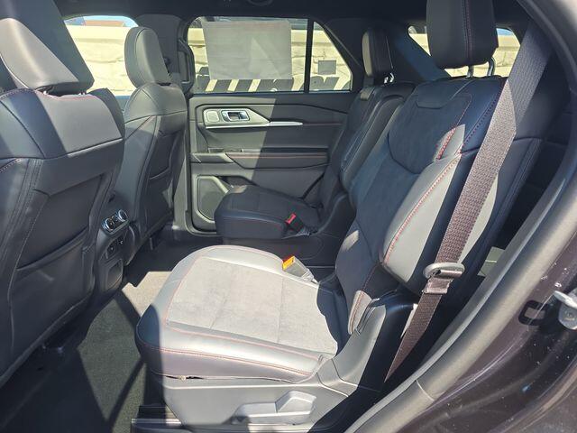 2026 Ford Explorer ST - Photo 17