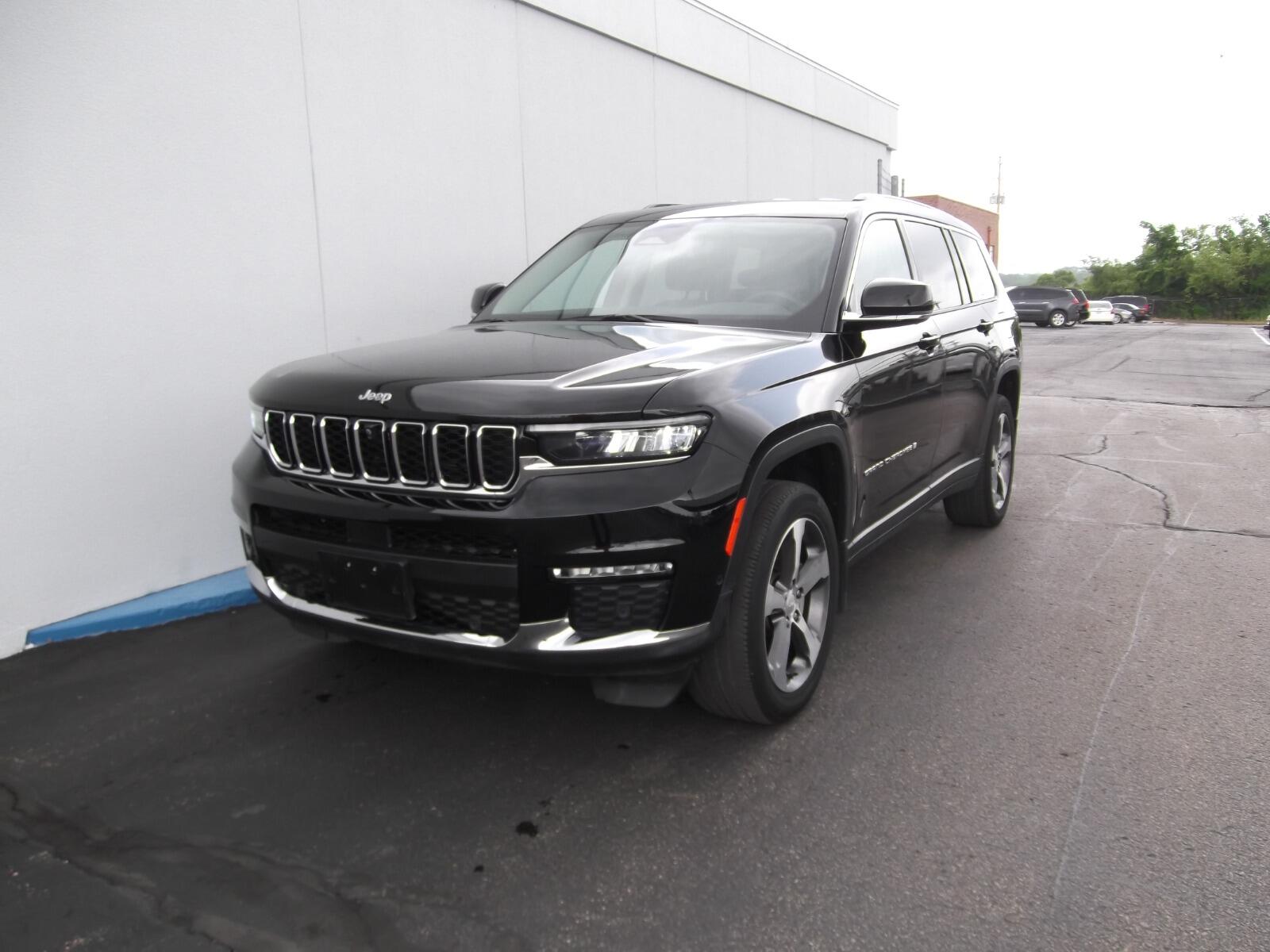 Used 2023 Jeep Grand Cherokee L Limited with VIN 1C4RJKBG8P8750722 for sale in Kansas City