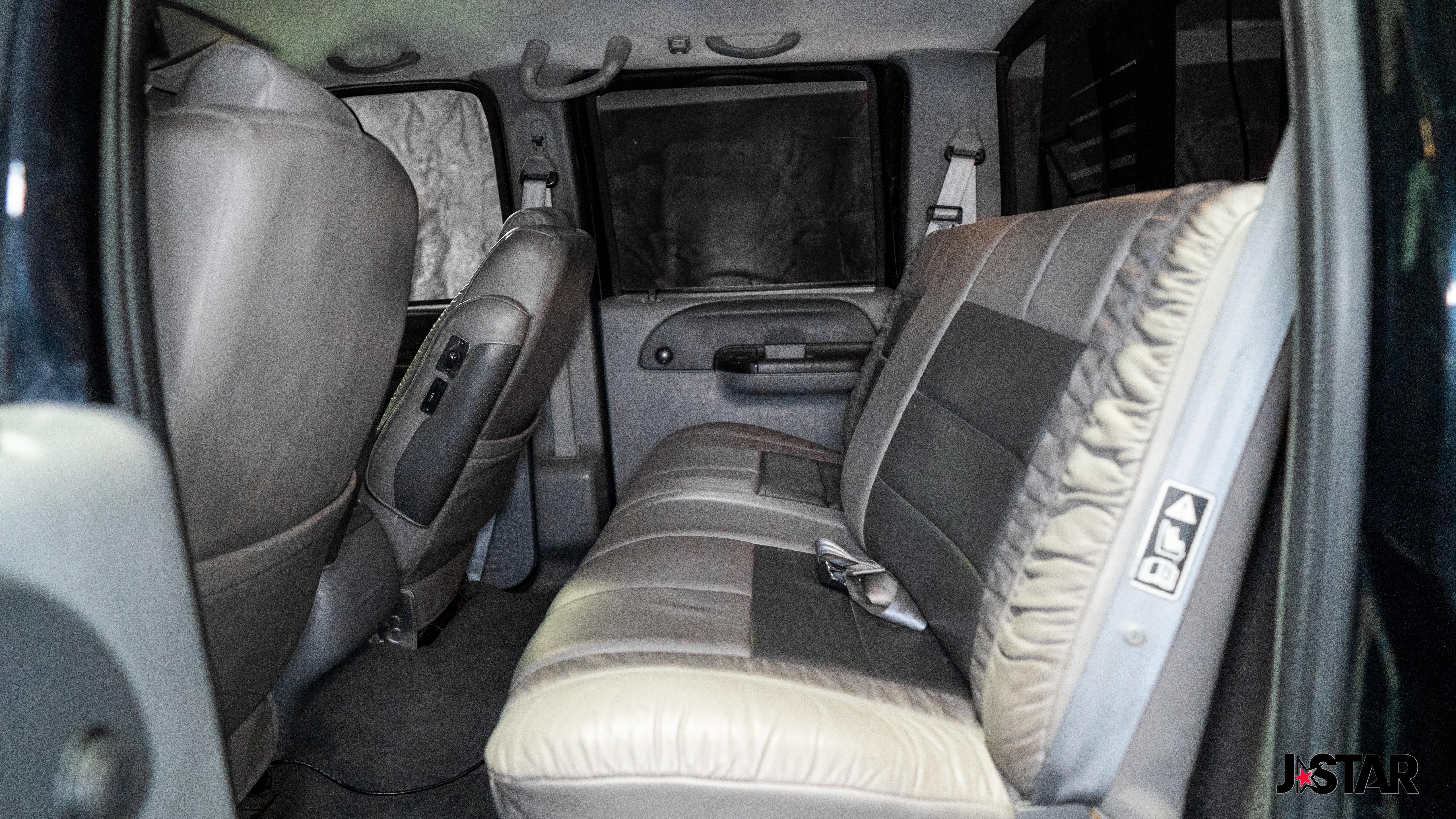 2008 Ford F-650 - Photo 11