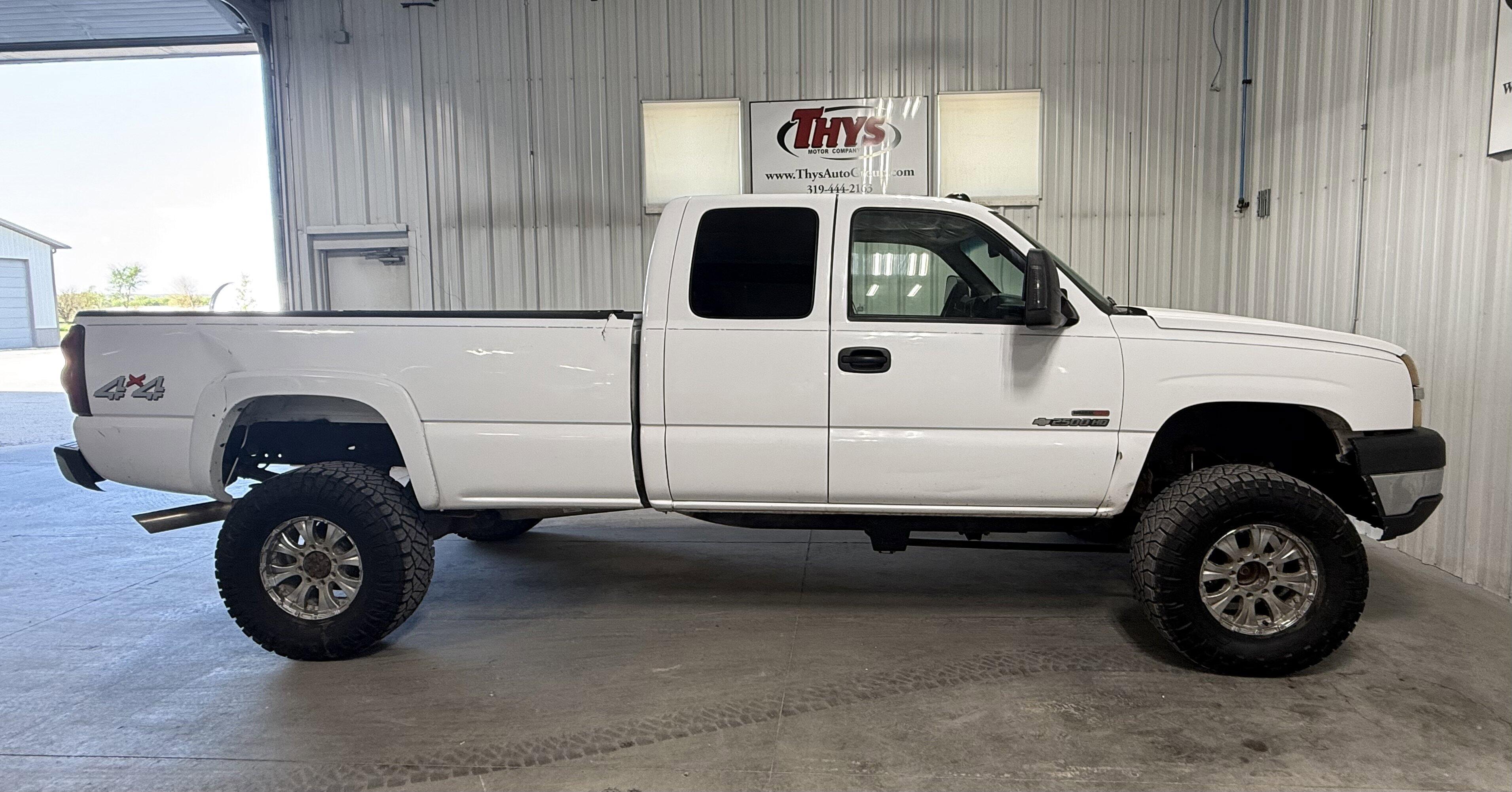 Used 2004 Chevrolet Silverado 2500HD LS with VIN 1GCHK292X4E250688 for sale in Belle Plaine, IA