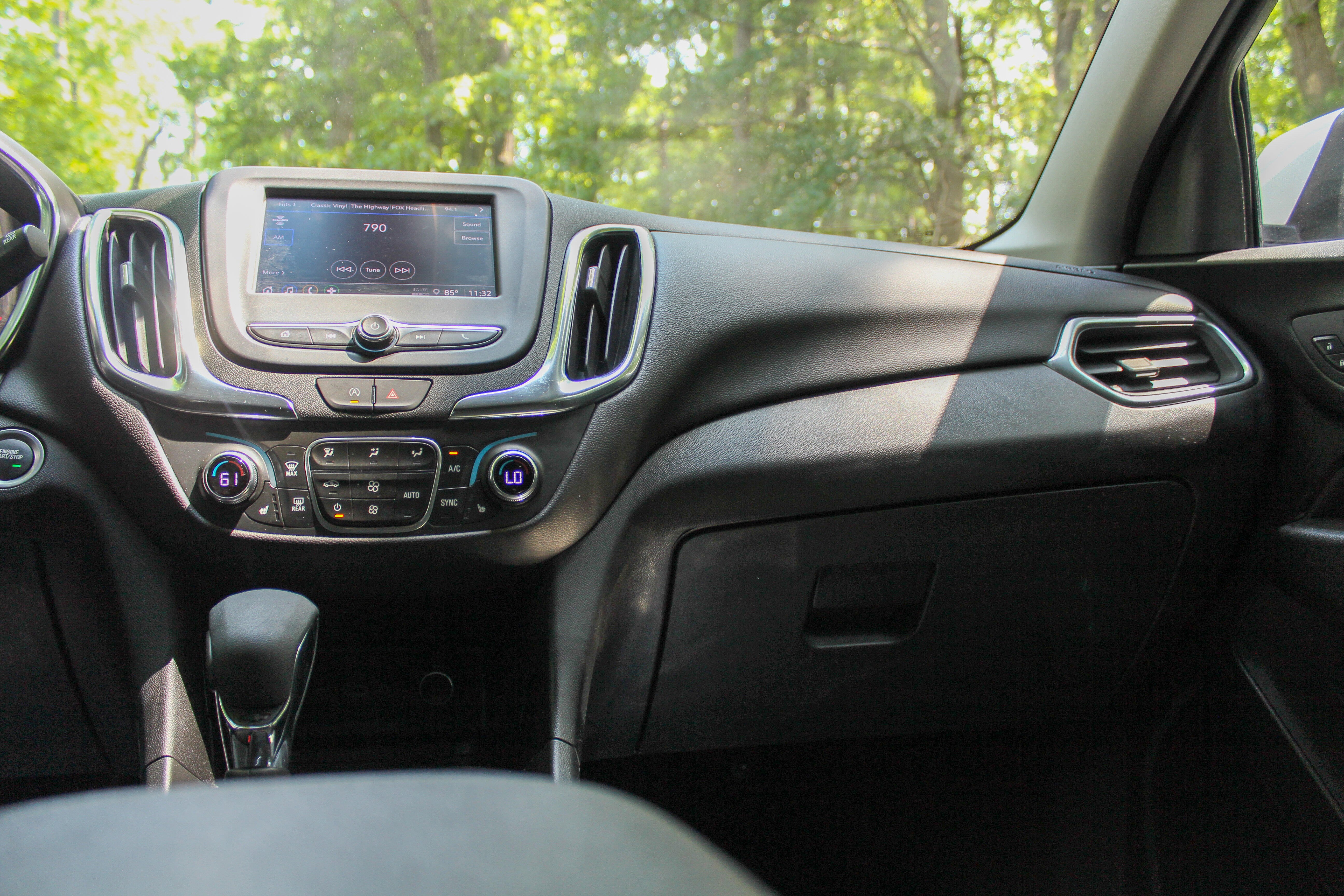 2024 Chevrolet Equinox LT - Photo 19